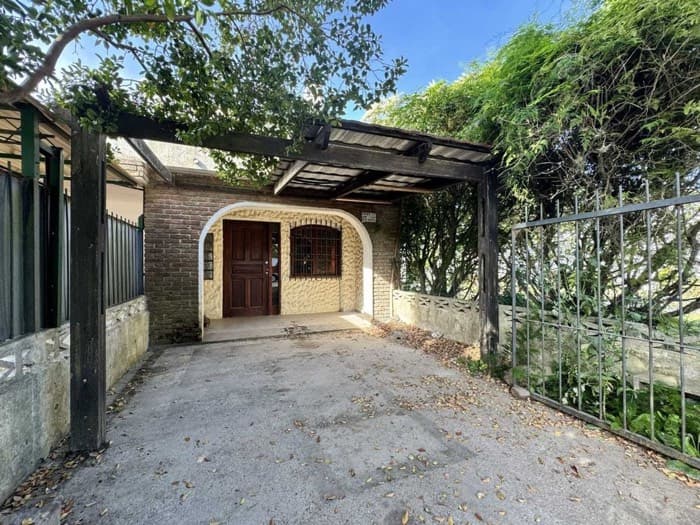 Casa PH en Shangrilá sur — 2 dormitorios, Canelones — en venta